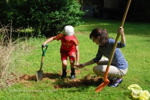 Mom and son digging for an archaeology study