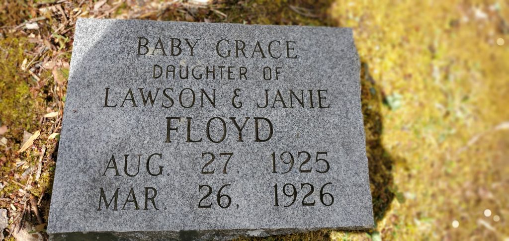 Baby Grace tombstone